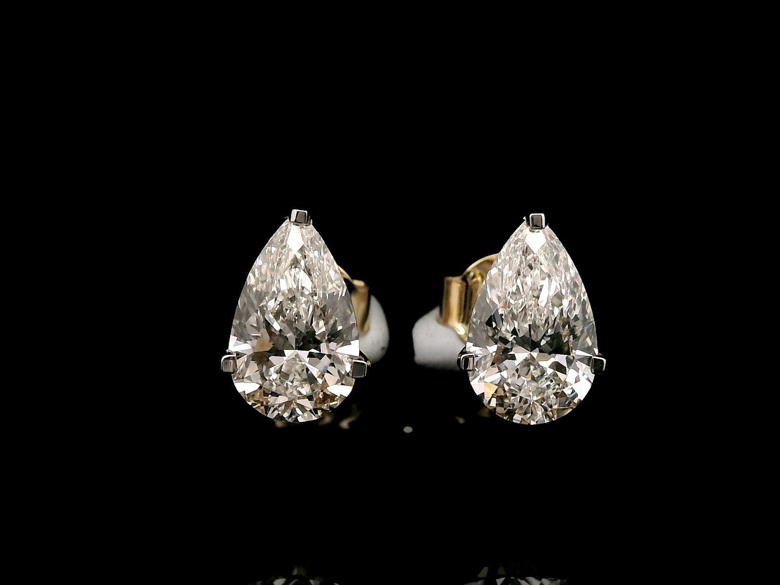 Pear Brilliant Cut Diamond Earrings