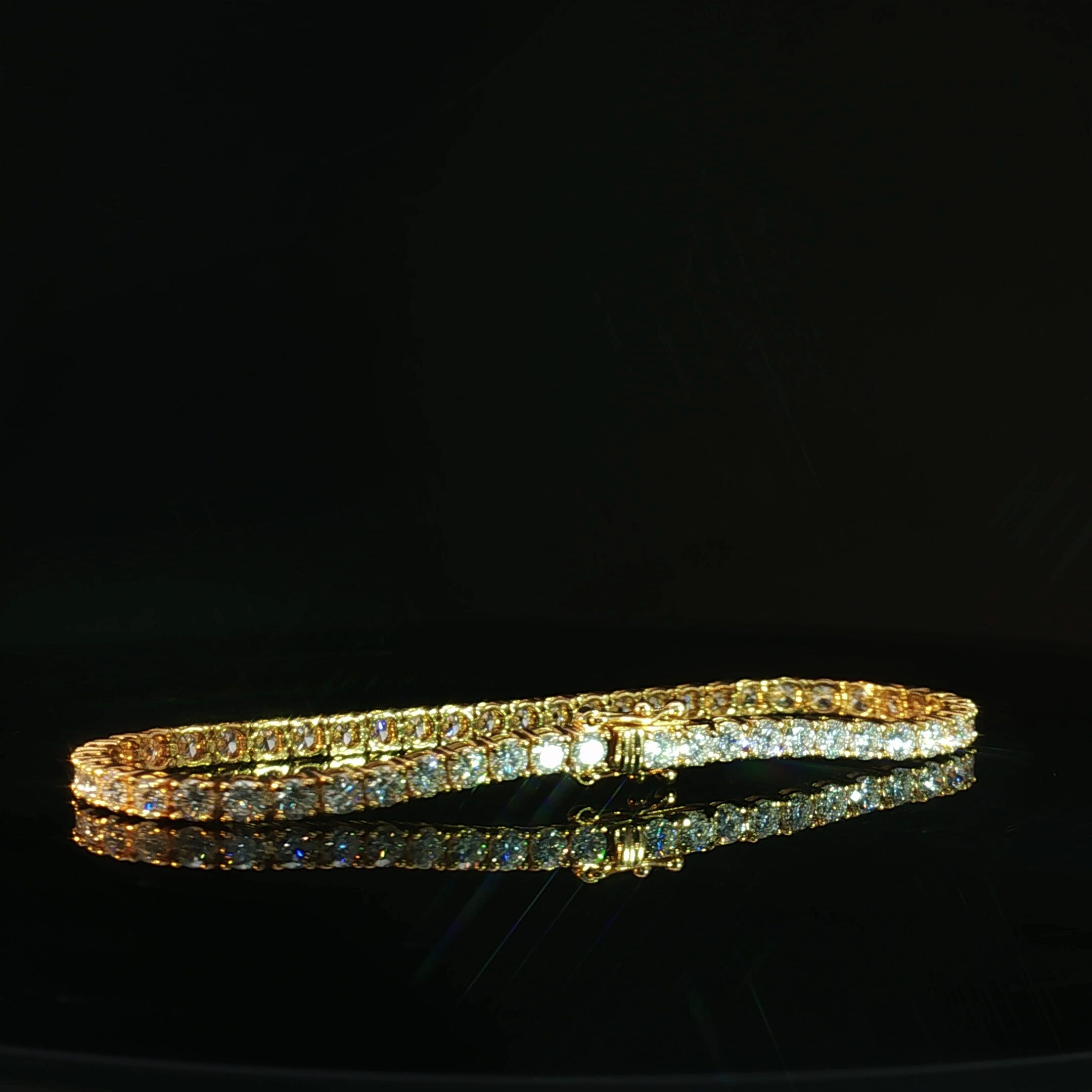 Round Diamond Tennis Bracelet