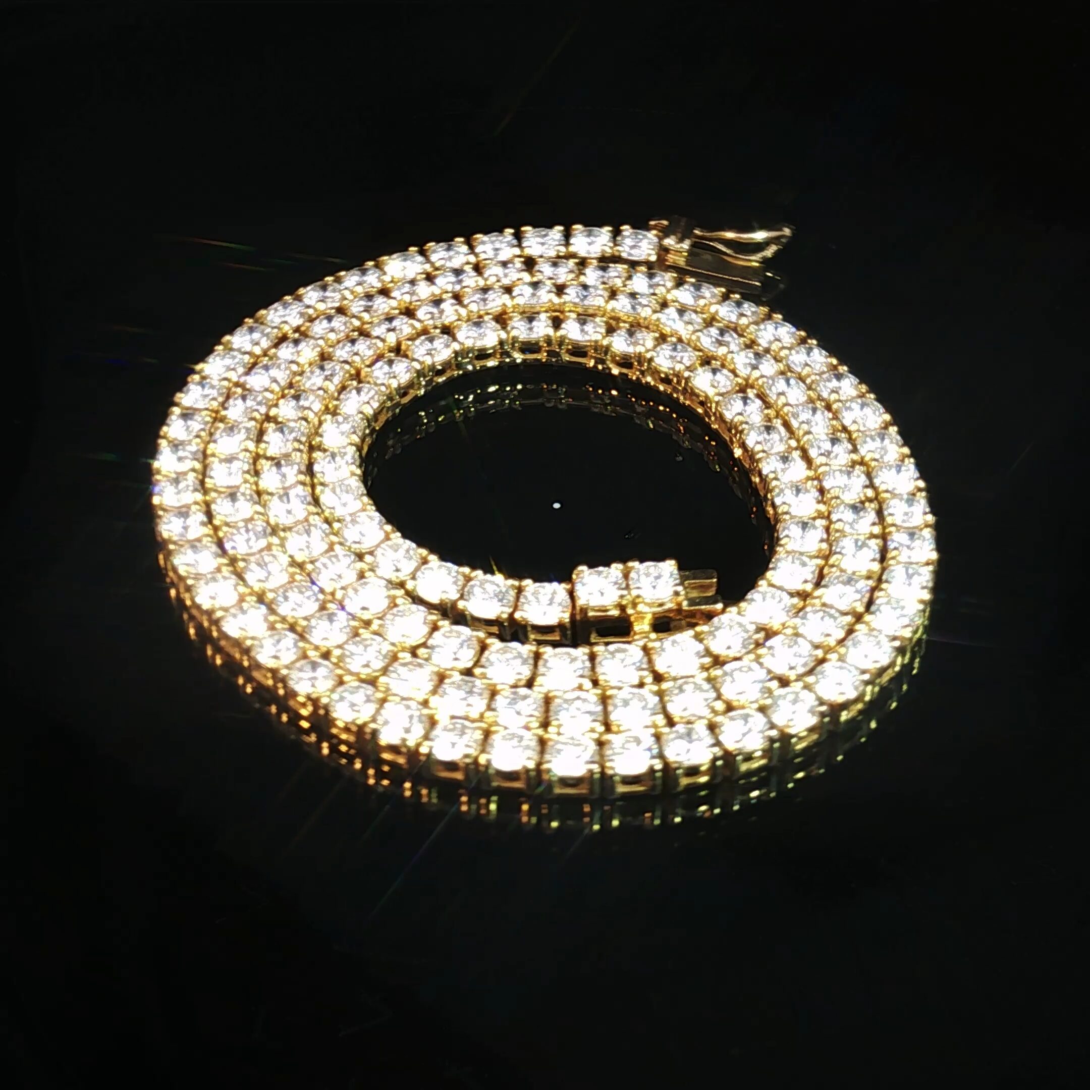 14K Yellow Gold Round Diamond Necklace - Image 4