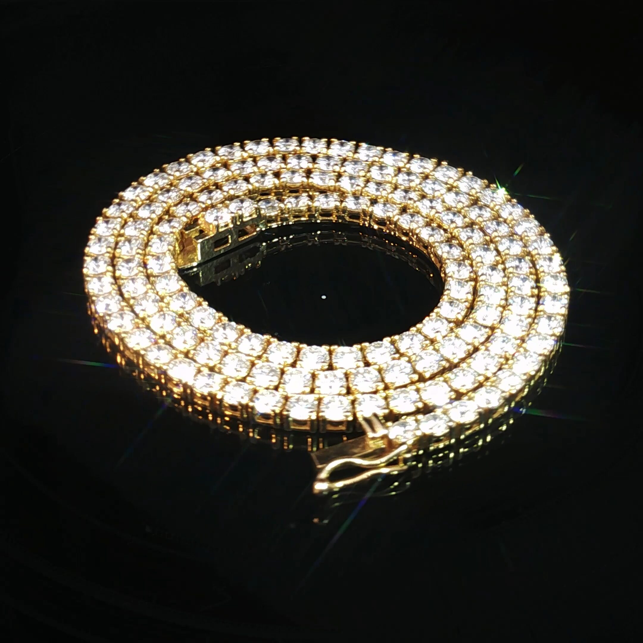 14K Yellow Gold Round Diamond Necklace - Image 2