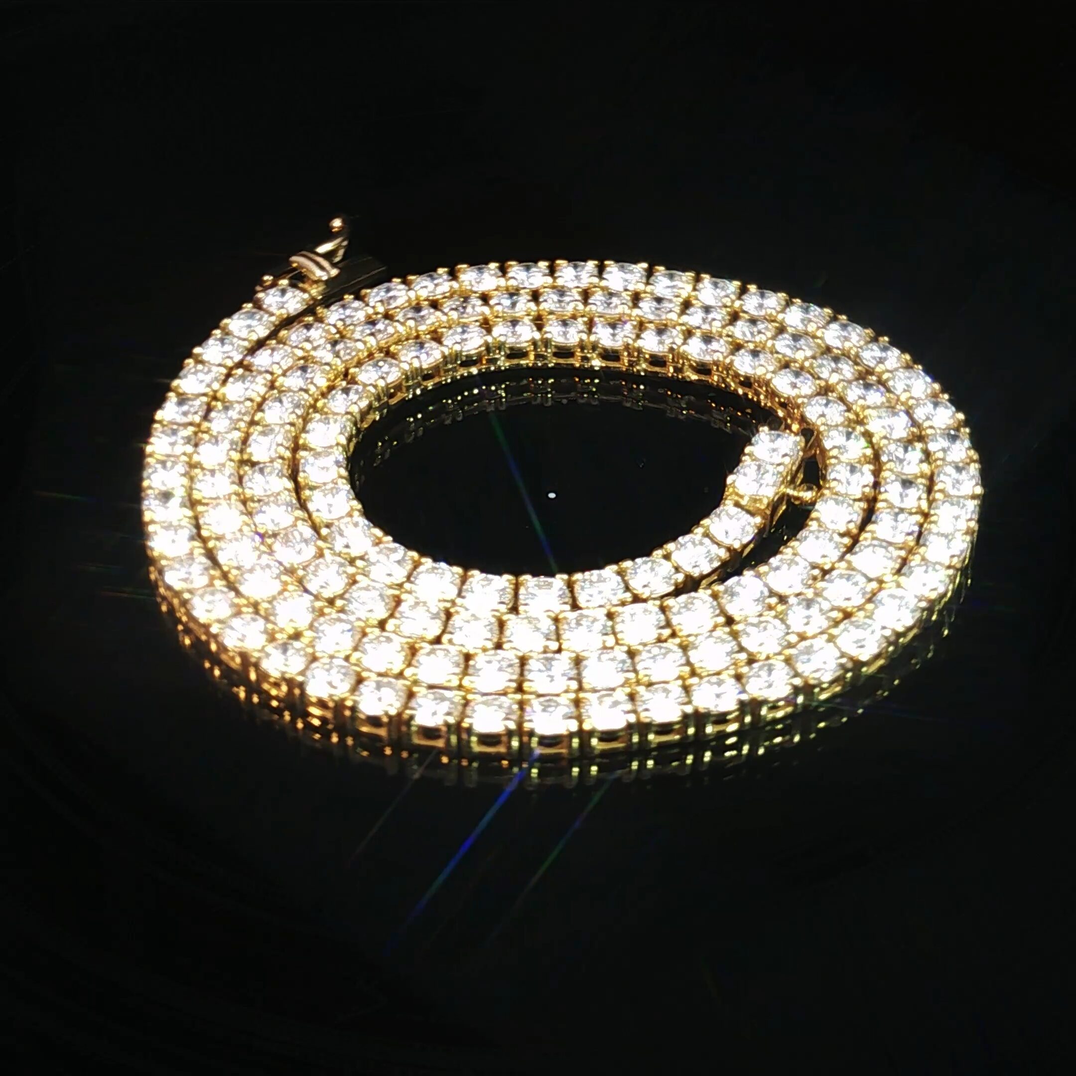 14K Yellow Gold Round Diamond Necklace - Image 3