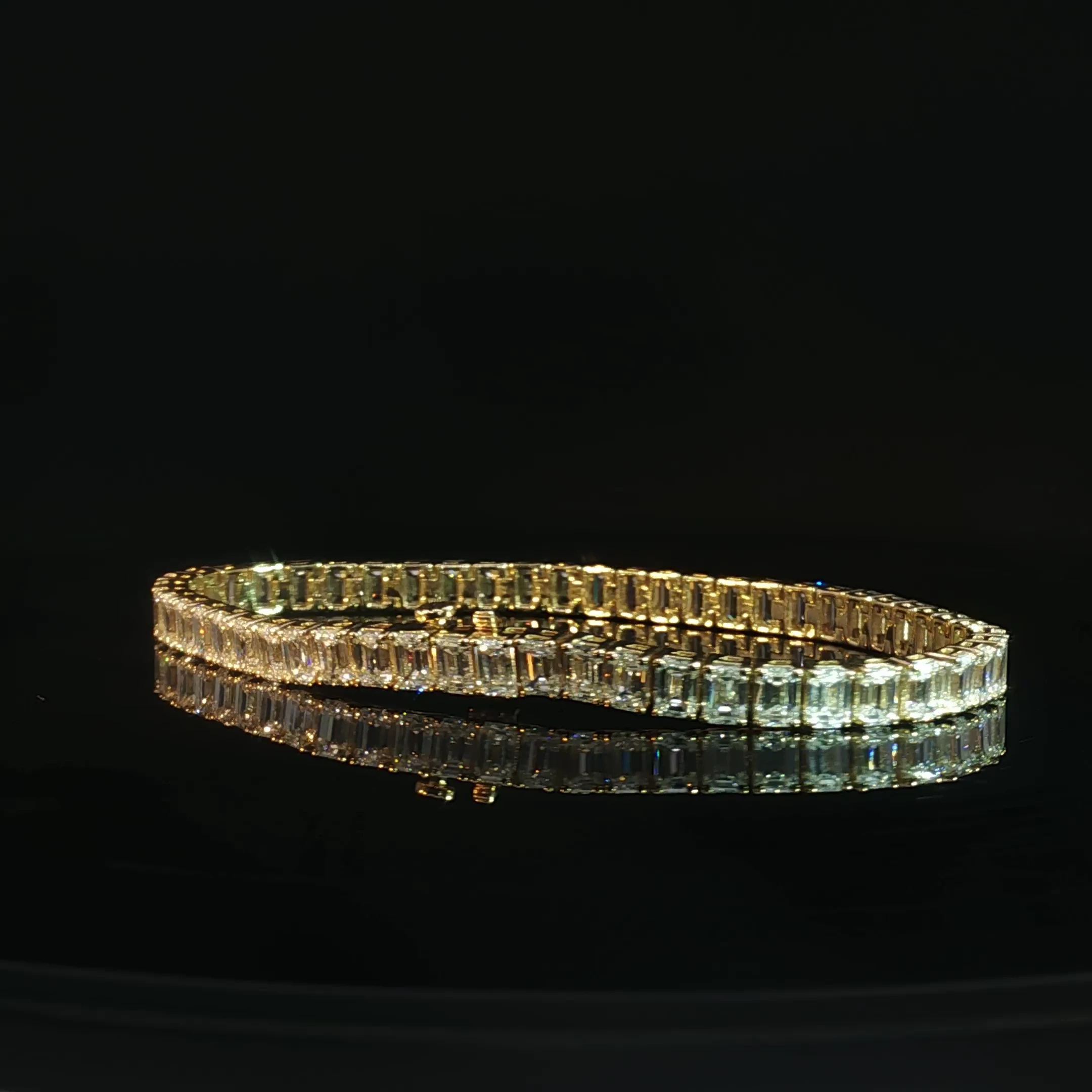14K Yellow Gold Emerald-Cut Diamond Tennis Bracelet - Image 3