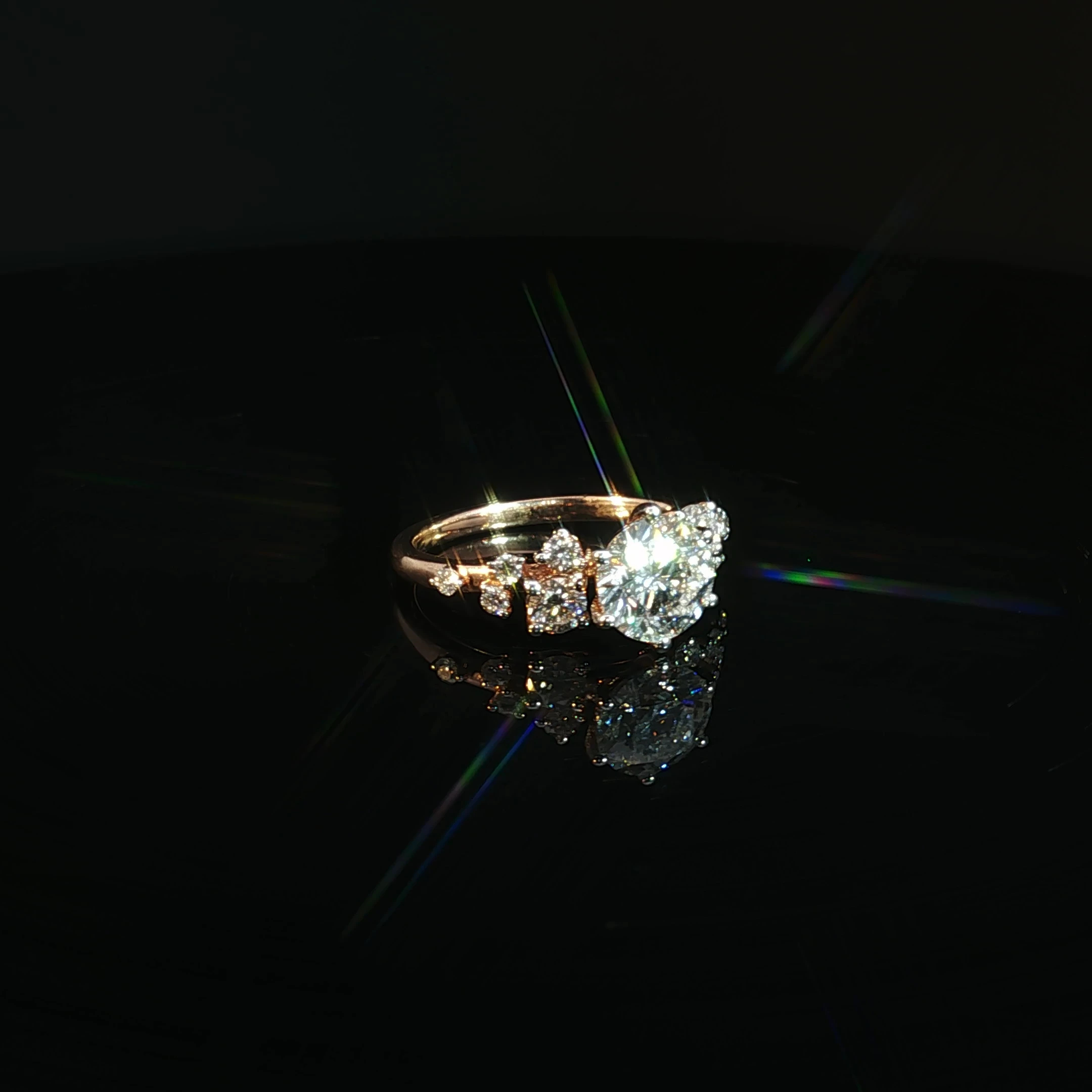 Round Cluster Engagement Ring with 2.06CT Diamonds