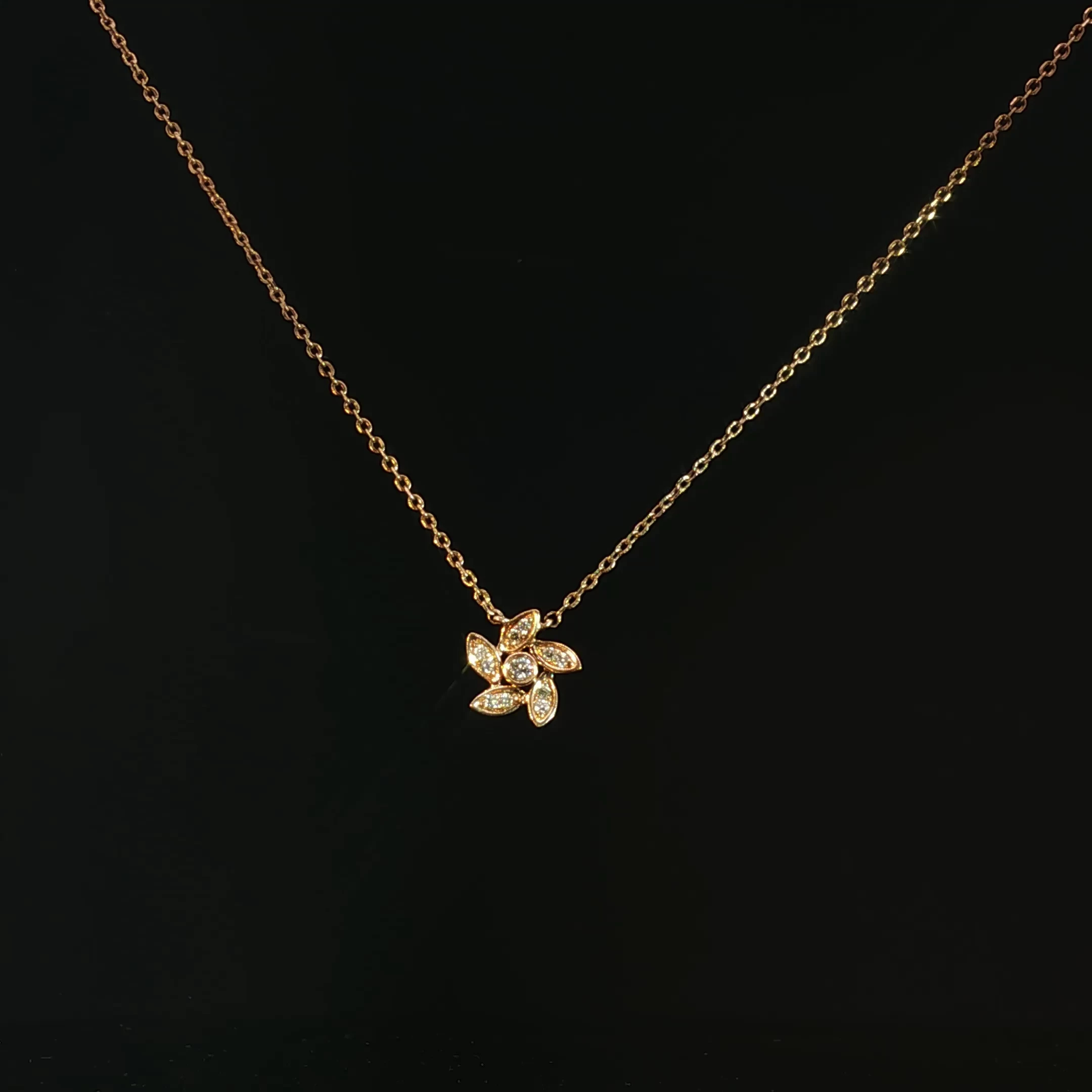 18K Gold Diamond Flower Pendant Necklace - Image 4