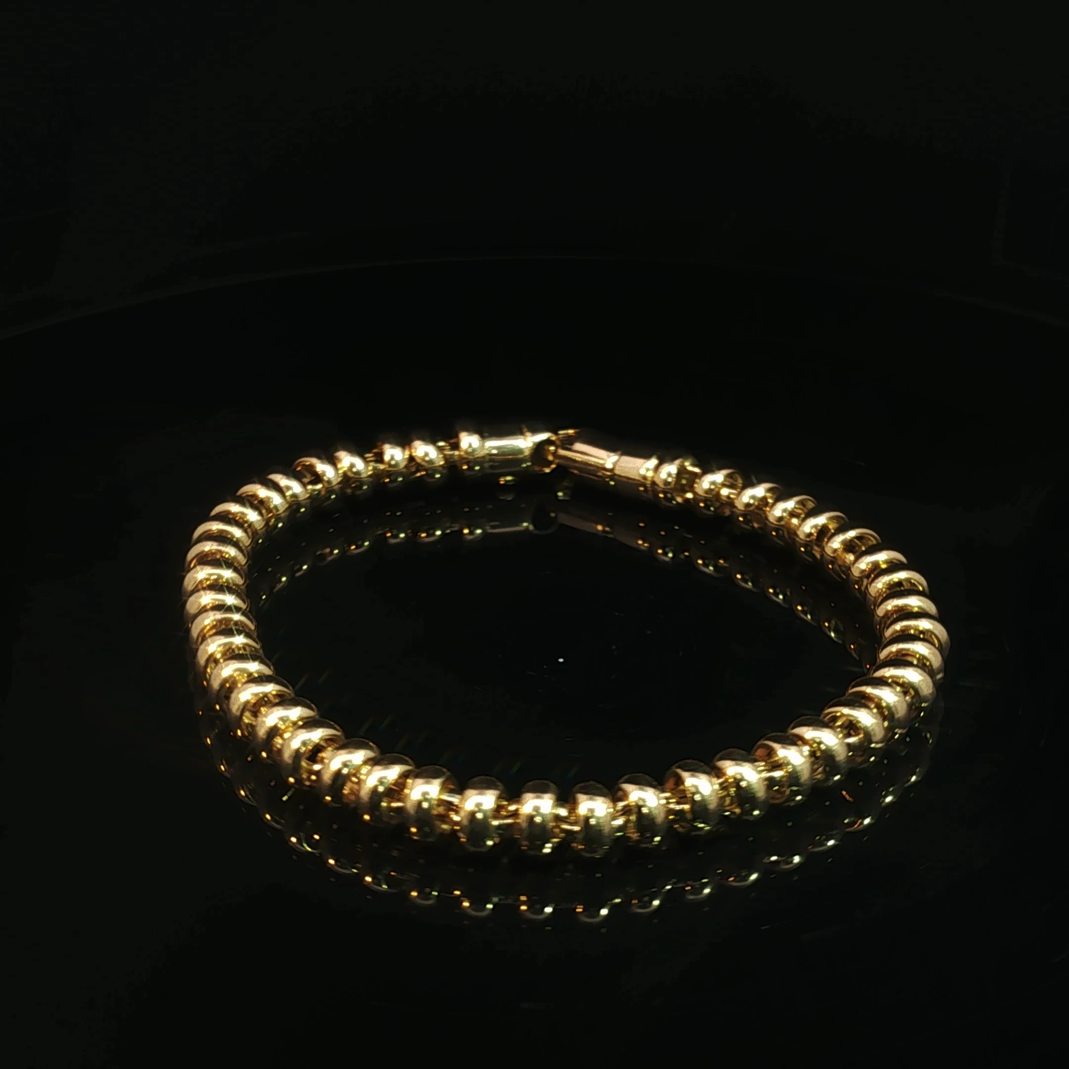 18K Gold Bead Bracelet - Image 3