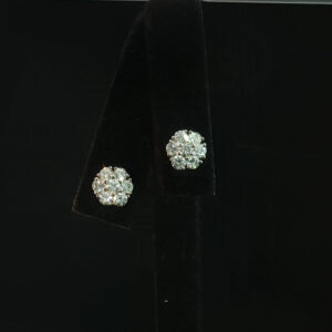 Round Cluster Natural Diamond Stud Earrings with 0.92 CTW