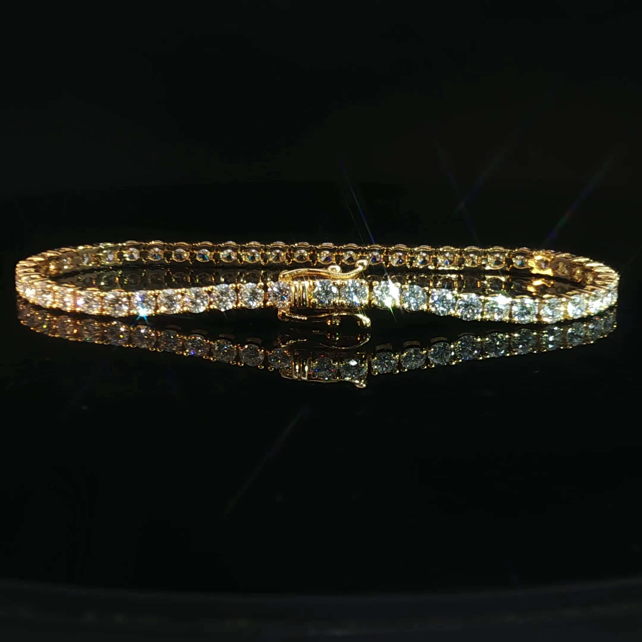 14K Gold Diamond Tennis Bracelet - Image 4