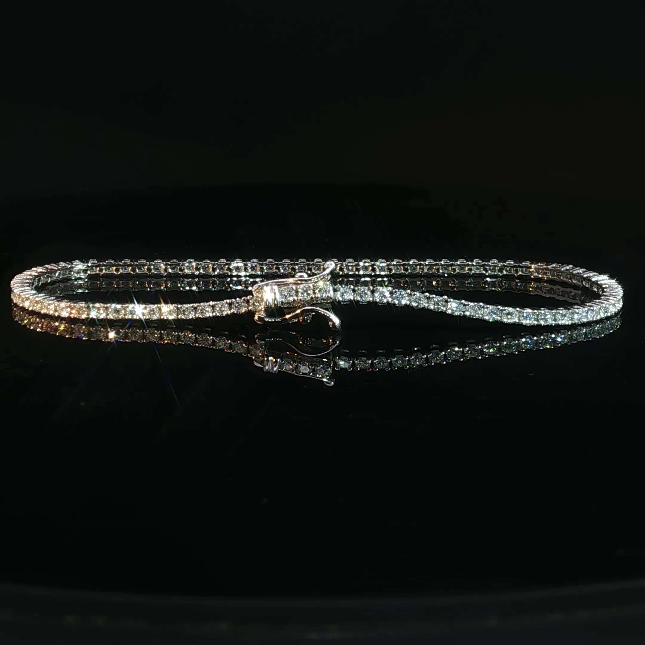 14K Gold Diamond Tennis Bracelet - Image 3