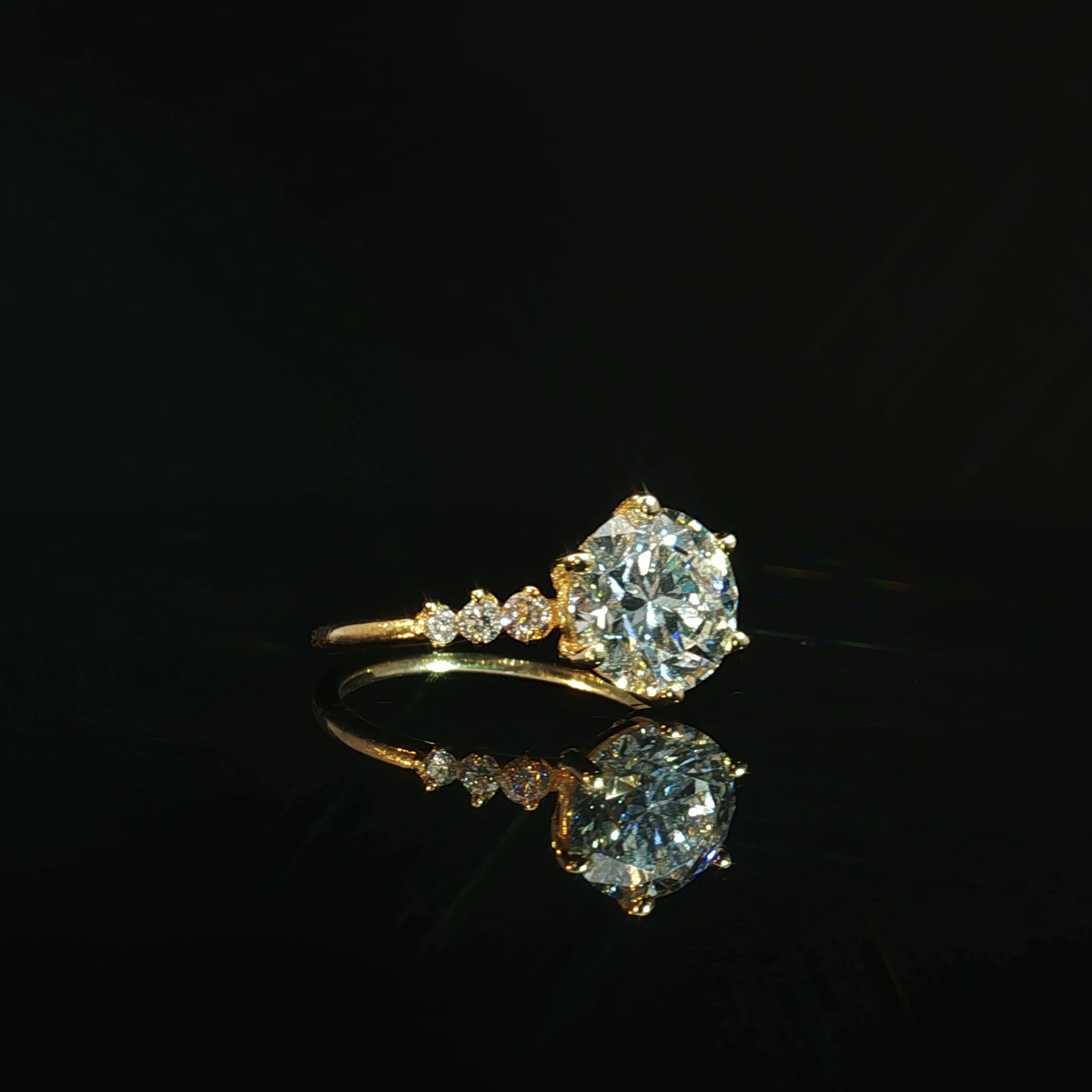 ound Solitaire Engagement Ring with Accents Stones & 2.07 CTW