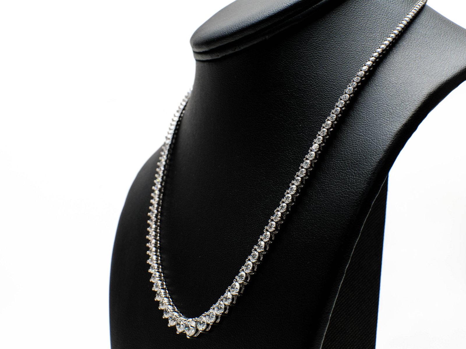 14K Gold Round Diamond Tennis Necklace – 14.8CT - Image 3
