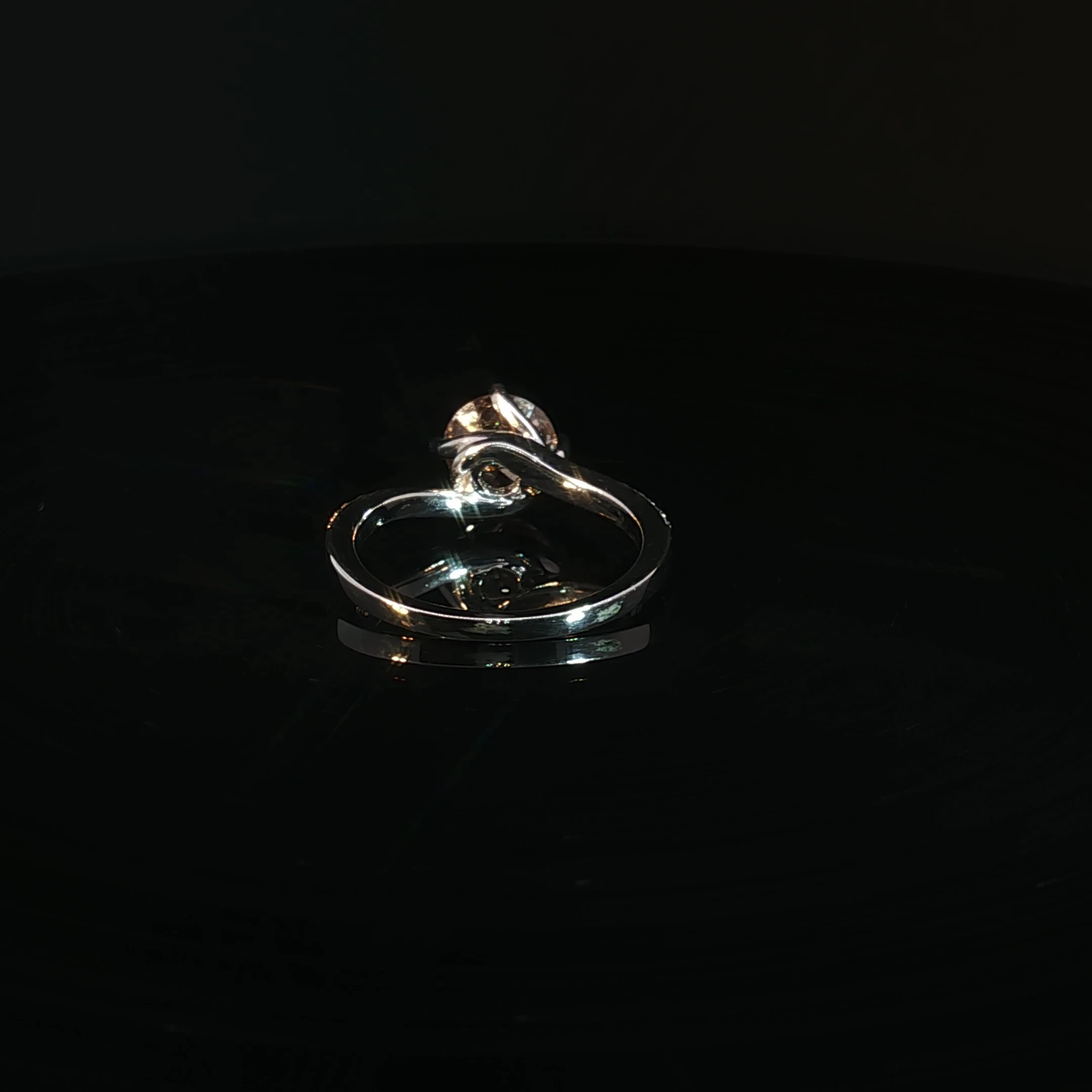 14K Gold Round Diamond Crossover Ring with 1.78CT Diamonds - Image 2