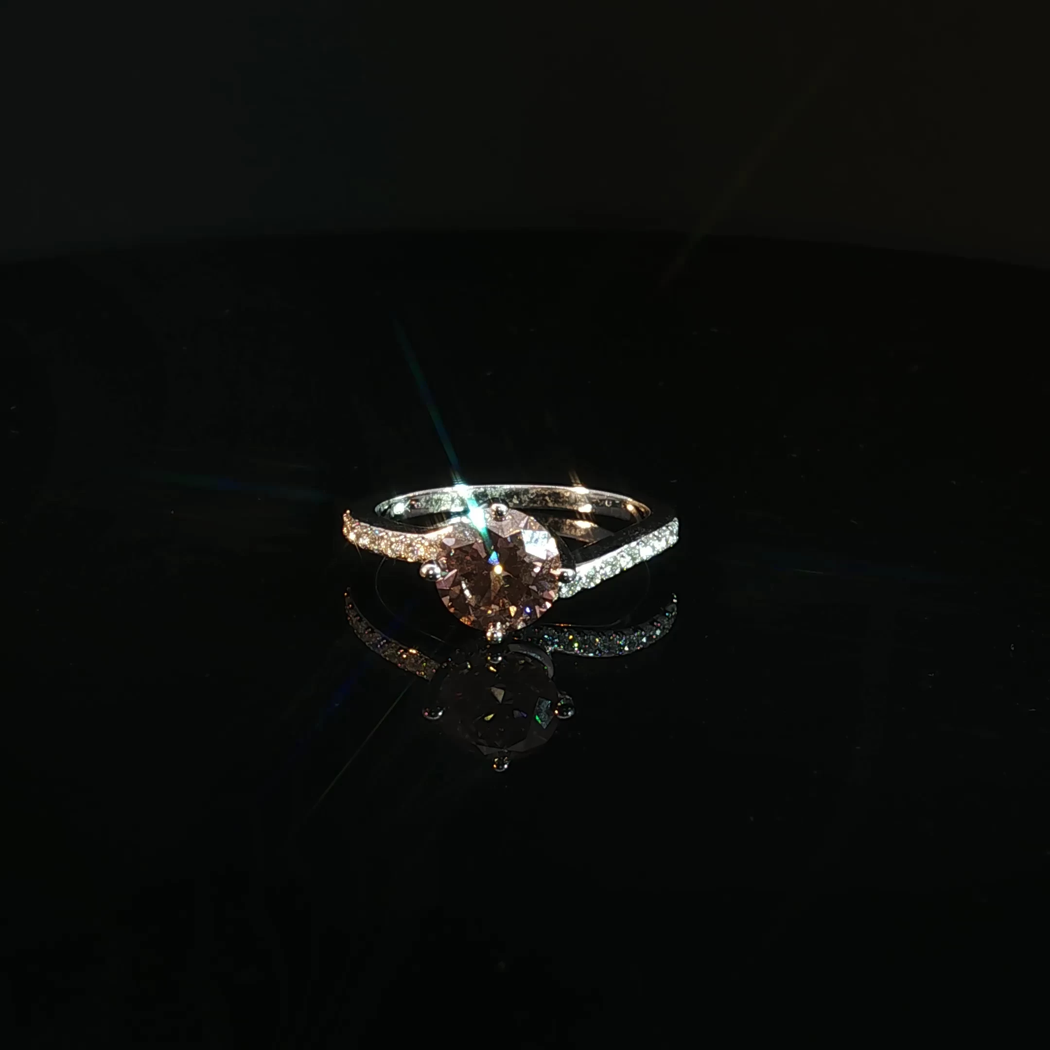 14K Gold Round Diamond Crossover Ring with 1.78CT Diamonds - Image 4